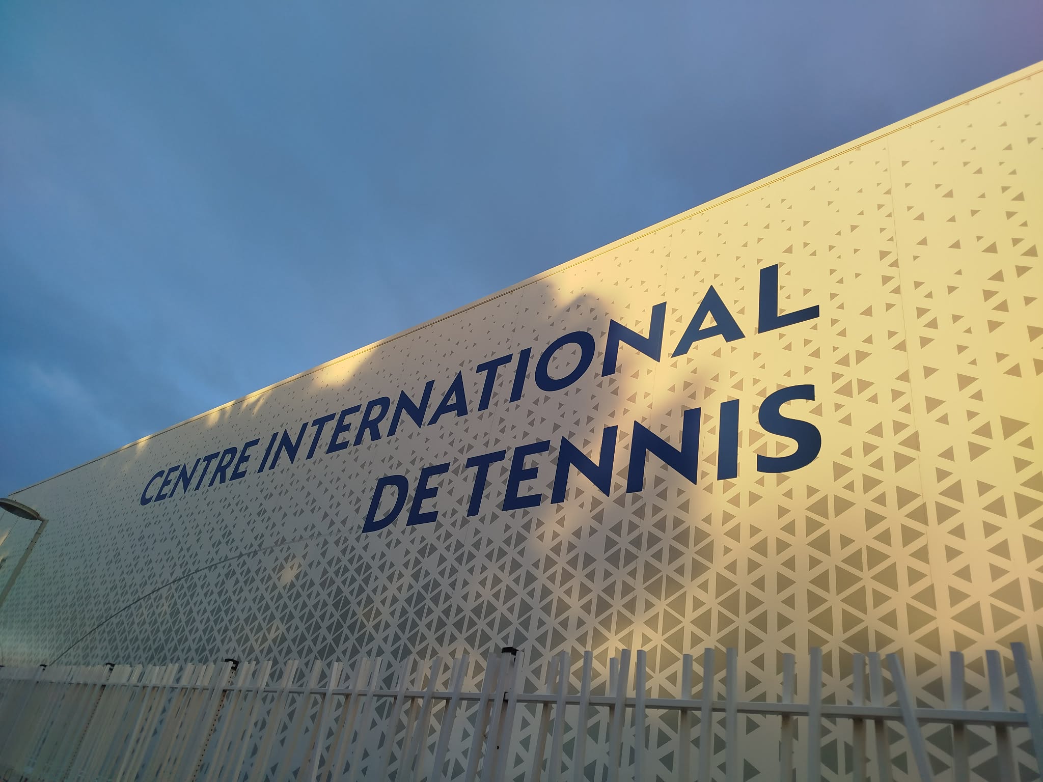 Tennis-elbow-blessures-déchirures-entorses-Energy-Builder-Method